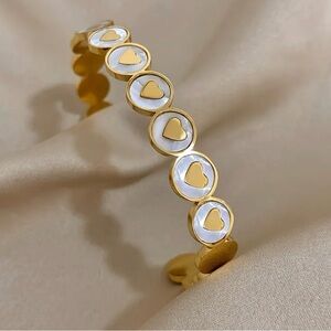 Stainless Steel Love Heart Shell Inlay Cuff Bracelet